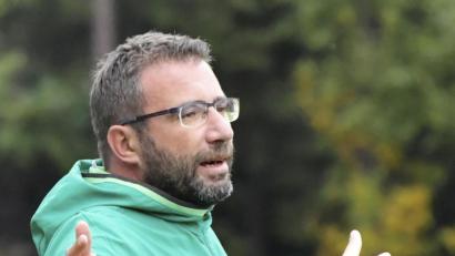 Bild: Ziegler
Seit Beginn der Saison betreute Jörg Gottfried die zweite Mannschaft der DJK Ammerthal, die nach zwölf Spielen ungeschlagen (elf Siege, ein Unentschieden) Platz zwei der A-Klasse Nord belegt. Jetzt übernimmt der 48-jährige Trainer die erste Mannschaft in der Bayernliga.