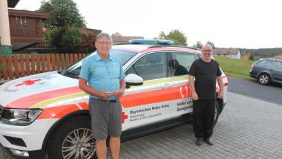 Bild: pi
HvO-Sprecher Markus Meyer (rechts) bedankt sich bei Manfred Janker für dessen Leistungen.