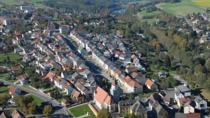 Luftbild: Michael Ascherl
Die Stadt Eschenbach hatte im zweiten Halbjahr 2019 den größten Einwohnerzuwachs zu verzeichnen.