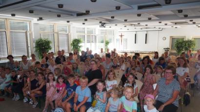 Bild: stn
Aufgrund von Corona sind solche Veranstaltungen zwar heuer leider nicht möglich. Das Kinderferienclub-Team sorgt trotzdem dafür, dass es nicht langweilig wird.