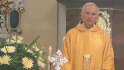 Archivbild: gz 
Der 77-jährige Ruhestandspfarrer Herbert Zimmermann feiert sein Goldenes Priesterjubiläum.