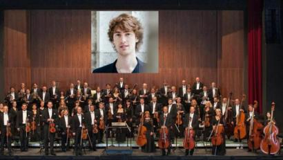 Bild[M]: Maria Siebenhaar/alexandra-maria-wagner.com
Das große Orchester der Vogtland-Philharmonie und Pianist Alexander Maria Wagner (Porträt) sollten die Neunburger Klassik-Gala am 2. Oktober gestalten. Das Konzert musste jetzt Corona-bedingt abgesagt werden.