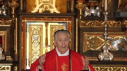 Bild: ads
Sichtlich Freude machte die Pfarrei St. Martin ihrem Ruhestandsgeistlichen Alois Albersdörfer mit einer Festmesse zu seinem 60-jährigen Priesterjubiläum in der Basilika.