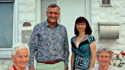 Bild: R. Kreuzer
Ihren 85. Geburtstag feiert Therese Gmeiner (rechts) mit (von links) Hilde Zebisch, Sohn Hans-Jürgen und Heike Gmeiner.