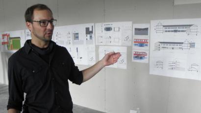 Bild: Wilhelm Amann
Der Nabburger Architekt Konrad Kraus erläuterte die Pläne.