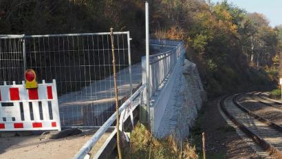 Bild: bl
Im Kellerweg, der Untersteinbach mit dem Ortsteil Iffelsdorf verbindet, fehlt jetzt nur noch der Straßenbelag. Die Ausschreibung läuft.