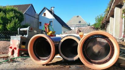 Bild: anv
Die Ausgaben für die Straßenbaumaßnahmen in Rottendorf sind auf 1.125.000 Euro angesetzt und bilden damit den zweithöchsten Posten. Dazugerechnet werden, kann noch der Kanalbau in Rottendorf und Inzendorf mit 90.000 Euro.