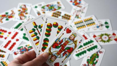 Archivbild: Gabi Schönberger
In Bodenwöhr endete ein Kartenspiel mit Schlägen.