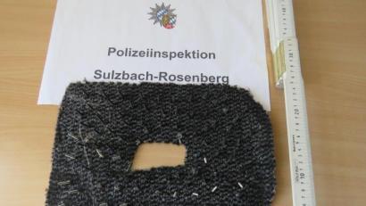 Bild: exb
Dieser Nagelteppich wurde auf der Rosenbachstraße wohl mit Absicht deponiert.