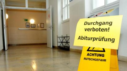 Bild: Stephan Huber
Die Abiturvorbereitungen an den Amberger Schulen sind in Zeiten von Corona anders. Die Schüler haben dazu ihre eigene Meinung.