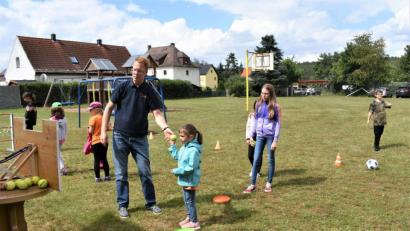 Bild: rgr
Beim Kolping-Sommerfest im Geißmannskeller können sich die Kinder am Spielplatz austoben.