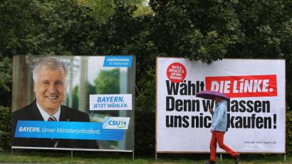 Symbolbild: Karl-Josef Hildenbrand
So nahe kommen sich "Link" und CSU selten.