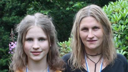 Erfolgreich bei der "Bayerischen" im Orientierungslauf: Ute (rechts) und Karla Döhler.