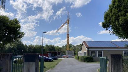 Bild: stg
Die Umbau- und Erweiterungsarbeiten an der Kemnather Kläranlage laufen bereits seit einigen Wochen. Allerdings wird in sie einmal kein Abwasser aus der Gemeinde Speichersdorf eingeleitet werden.