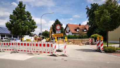 Bild: Thomas Dobler
Die Baustelle Äußere Ringstraße ist eines der wichtigen Projekte in diesem Jahr. Kanal- und Wasserleitungsbau, Straßenbau und Netzverstärkung schlagen dort mit rund 850 000 Euro zu Buche.