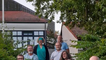 Bild: Fichtelgebirgsverein/exb
Der Fichtelgebirgsverein hat für das neu gegründete Naturschutzreferat motivierte Mitarbeiter gewonnen. Im Bild von links Christian Stöckert, Werner Reul und Kristina Schröter sowie von rechts Thomas Döhler, Samuel Hoffmann, Harald Seeberger, Franz Hörmann und Tobias Melzner.