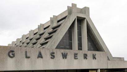 Bild: Wolfgang Steinbacher
Auch damit könnte man als Teil der Kulturhauptstadt Metropolregion Nürnberg 2025 punkten: Die Glaskathedrale am Bergsteig ist das letzte Werk des Bauhaus-Architekten Walter Gropius.