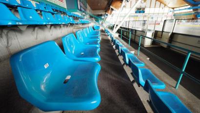 Bild: ref
Ein leeres Stadion? Für den ERSC Amberg undenkbar. Der Verein hat die Zuschauereinnahmen mit rund einem Drittel des Etats kalkuliert.