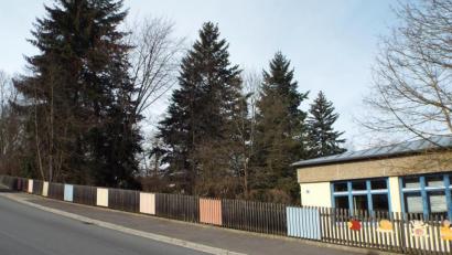 Bild: e
Der Kindergarten St. Raphael an der Köferinger Straße in Kümmersbruck wird teuerer als gedacht.