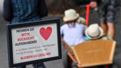 Bild: Jens Kalaene
Welche Corona-Regeln gelten wo? Der Tourismus-Wegweiser gibt Auskunft.