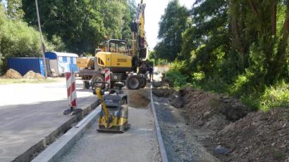 Bild: rn
Fortgeschritten sind bereits die Gehweg-Arbeiten neben dem Sportheim.