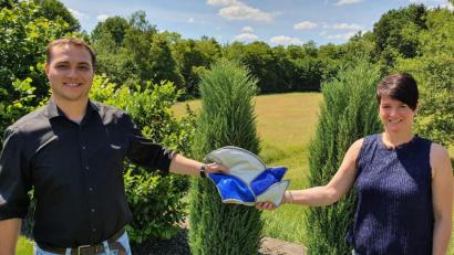 Bild: u
Das von Regina Merkl 2014 gesetzte zarte Pflänzchen Kindergarde ist unter der Obhut des Musikzugs und seines Vorsitzenden Maximilian Stein so gut gediehen, dass aus der Garde am 7. Juli ein eigenständiger Verein geworden ist – die Faschingsgesellschaft Narrhalla Hirschau.