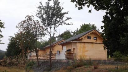 Bild: bnr
Im Fischerdorf wachsen die Ferienhäuser wie Pilze aus dem Boden. Auf Wunsch der Bauherrn sollte der bestehende Bebauungsplan optimiert werden.