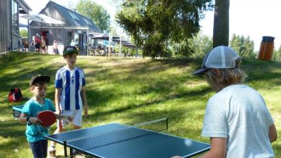 Bild: pw
Auf Einladung des TSV Waldershof lernten elf Kinder die Grundfertigkeiten des Tischtennisspiels.