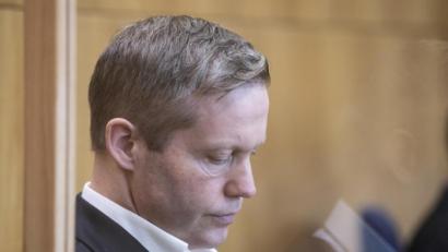 Bild: Boris Roessler/dpa
Stephan Ernst gestand am Mittwoch, den tödlichen Schuss auf Walter Lübcke abgegeben zu haben.