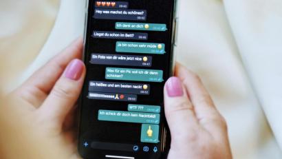 Bild: ppop
Das Phänomen "Sexting" ist nicht nur weit verbreitet, es kann auch zu strafrechtlichen Konsequenzen führen.