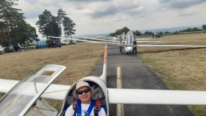 Bild: David Neumann, LSG Amberg/exb
Startaufstellung beim Frankensprint auf dem Flugplatz Burg Feuerstein: Der 17-jährige David Neumann hat erfolgreich am Wettbewerb teilgenommen.