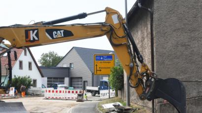 Bild: Gabi Schönberger
Die B 15 zwischen Altenstadt/WN und Neustadt/WN ist noch bis Ende August gesperrt.