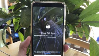 Bild: Tali Arbel/dpa
"Create with Reels": Die neue Instagram-Funktion "Reels" soll Nutzern noch mehr kreative Freiheit geben.
