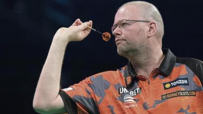 Bild: Jörg Carstensen/dpa
In Weiden mit dabei ist im nächsten Jahr der ehemalige Weltklassedarter Raymond van Barneveld.