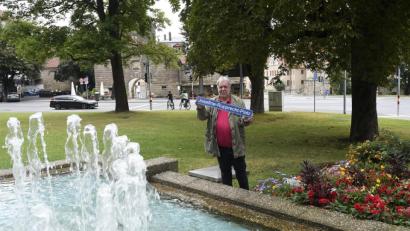 Bild: Petra Hartl
Dieter Weiß von der Amberger SPD am Hindenburgplatz. Im Hintergrund das Wingershofer Tor. Auch der Name Hindenburgplatz steht zur Diskussion.