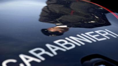 Bild: Claudio Peri/dpa
Die italienische Polizei hat den Vater einer Ambergerin in deren Fiat gestoppt - auf dem Weg nach Süditalien. Die Carabinieri vermuteten einen Autodiebstahl.