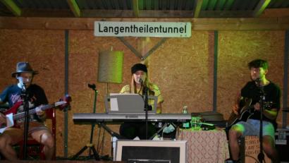 Bild: fpoz
Die Gruppe "druck 3" begeisterte im Waldershofer "Schaffnerlos".