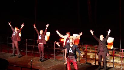 Bild: stg
Theater, Aufklärung und Unterhaltung bot das Ensemble des Metropoltheaters München auf der Luisenburg-Bühne.