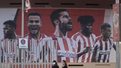 Bild: Paul White/dpa
Positive Corona-Fälle bei Atlético Madrid: Kurz vor dem Viertelfinale der Champions League sorgten zwei Corona-Fälle bei Leipzigs Gegner für große Unruhe.