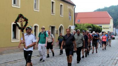 Bild: bjo
Wallfahrer aus Schmidmühlen und Umgebung pilgern zum Habsberg.
