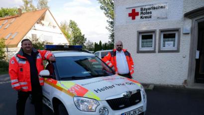 Bild: flm
BRK-Bereitschaftsleiter Helmut Zeitler (links) und HvO-Beauftrager Christian Strobel haben viel aus den vergangenen Monaten zu berichten.