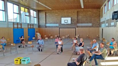 Bild: jma
Eine etwas andere Jahreshauptversammlung gibt es diesmal beim SPD-Ortsverein in Kirchenthumbach: Die Veranstaltung findet wegen Corona zum ersten Mal in der Schulturnhalle statt.