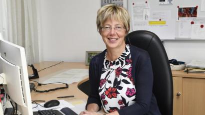 Bild: Petra Hartl
Beatrix Hilburger ist die Leiterin des Schulamts für die Stadt Amberg und den Landkreis Amberg-Sulzbach. Im Pressegespräch erzählt sie, was im neuen Schuljahr wichtig wird.