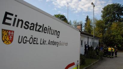Bild: blm
Die Einsatzleitung für die groß angelegte Vermisstensuche quartierte sich im THW Sulzbach-Rosenberg ein. Hier liefen die Fäden zusammen.