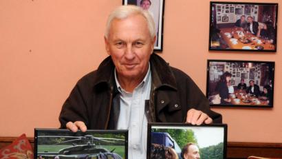 Bild: Stephan Huber
Rechtsanwalt, Stadtrat und Schlossherr: Konrad Wilfurth feiert am 7. September seinen 70. Geburtstag. Das von ihm 2009 gekaufte Schloss Neidstein bei Tabernakel hatte einen überaus prominenten Vorbesitzer: Hollywood-Star Nicolas Cage.