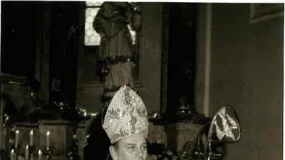 Bild: lg
Kardinal Alfred Bengsch bei eihem seiner Besuche in der Oberviechtacher Stadtpfarrkirche.