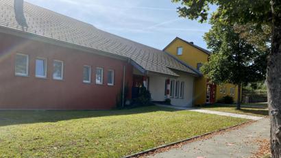 Bild: Eichl
Die Mittagsbetreuung an der Schule hat zu wenig Anmeldungen, um gefördert zu werden. Der Gemeinde entgehen damit um die 3500 Euro.