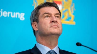 Symbolbild: Sven Hoppe
Bayerns Ministerpräsident Markus Söder (CSU) kommt zu einer Pressekonferenz.