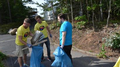 Bild: Martin Lindner
Im Vorjahr waren die Wirtschaftsjunioren ebenfalls beim Word Cleanup Day aktiv. Der nächste findet am Samstag, 19. September statt.