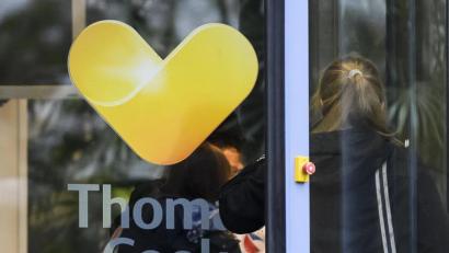 Symbolbild: Silas Stein
Die deutsche Thomas Cook, die in den Sog der Pleite der britischen Mutter geraten war, hatte am 25. September vergangenen Jahres Insolvenzantrag gestellt.